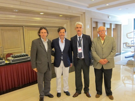 With Alvaro Roda, Uruguayan Dental Association (AOU) president, Fernando Fuentes, president of the Organizing Committee and Alvaro Gadola, AOU treasure.